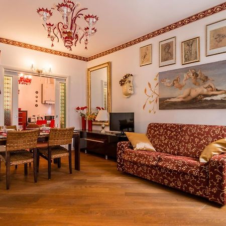 Doge'S Pantheon & St.Mark School In Hidden Venise Extérieur photo